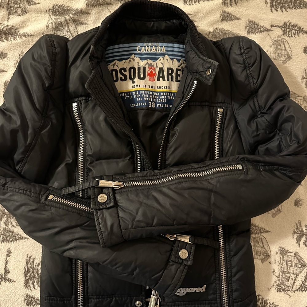 DSQUARED2 Black Quilted Jacket with Zipper Details
